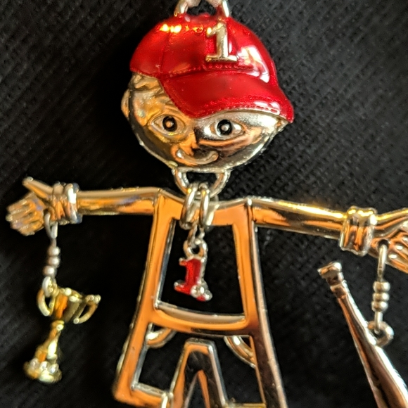 ⚾ Baseball player dangle ornament - Picture 3 of 9